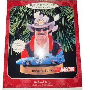 Hallmark Richard Petty 1998 Keepsake Ornament Stock Car Champions # 43 New